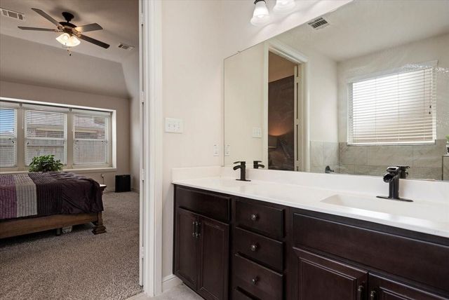 10022 Open Slope Court, Humble, TX 77396