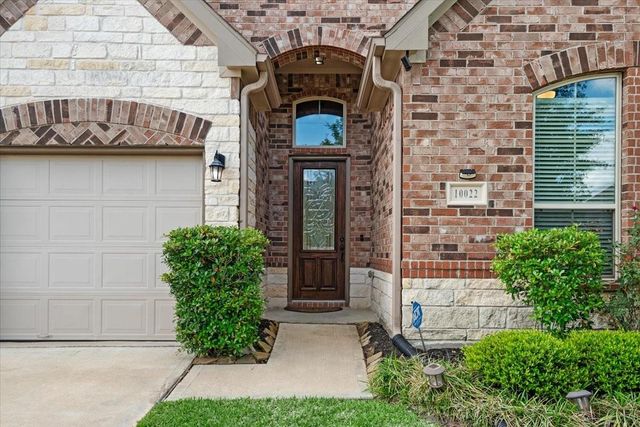 10022 Open Slope Court, Humble, TX 77396