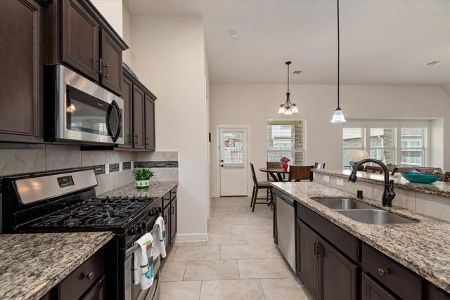 10022 Open Slope Court, Humble, TX 77396