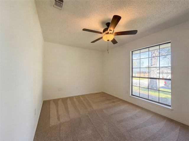 5120 Red River Drive, Arlington, TX 76017