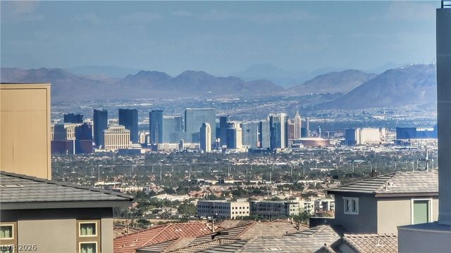 643 Fortis Creek Street, Las Vegas, NV 89138