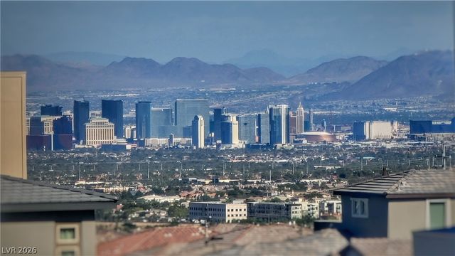 643 Fortis Creek Street, Las Vegas, NV 89138