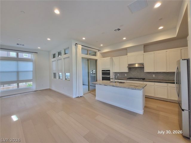643 Fortis Creek Street, Las Vegas, NV 89138