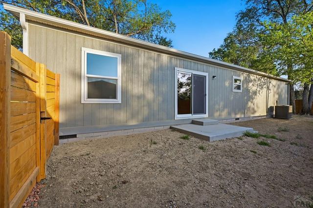 281 E Stewart Dr, Pueblo West, CO 81007