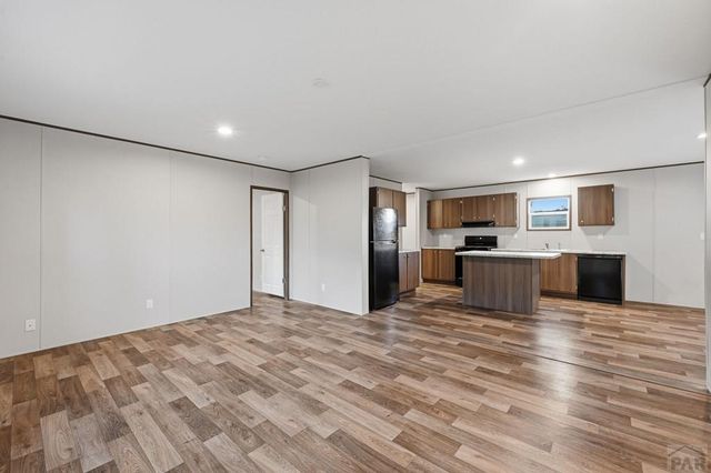281 E Stewart Dr, Pueblo West, CO 81007