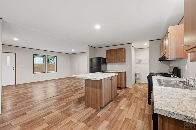 281 E Stewart Dr, Pueblo West, CO 81007