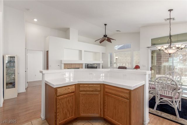 8239 Mozley Park Street, Las Vegas, NV 89113