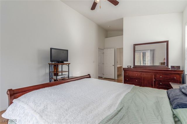 8239 Mozley Park Street, Las Vegas, NV 89113