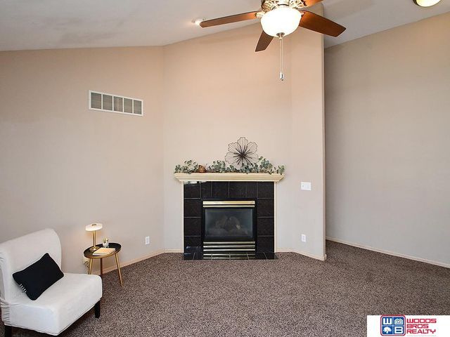 1901 Garret Lane, Lincoln, NE 68512