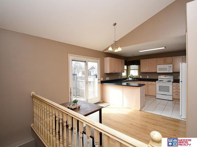 1901 Garret Lane, Lincoln, NE 68512