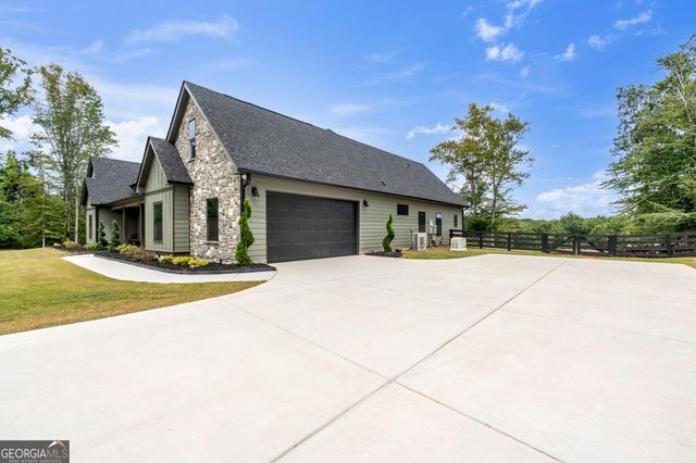 392 Georgian Pines Drive, Senoia, GA 30276
