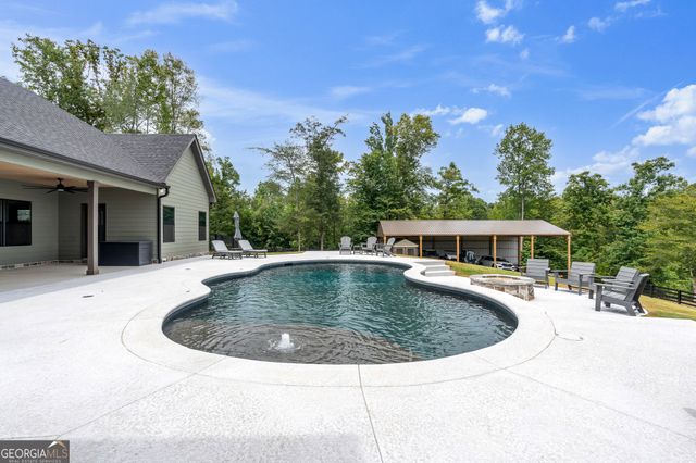 392 Georgian Pines Drive, Senoia, GA 30276