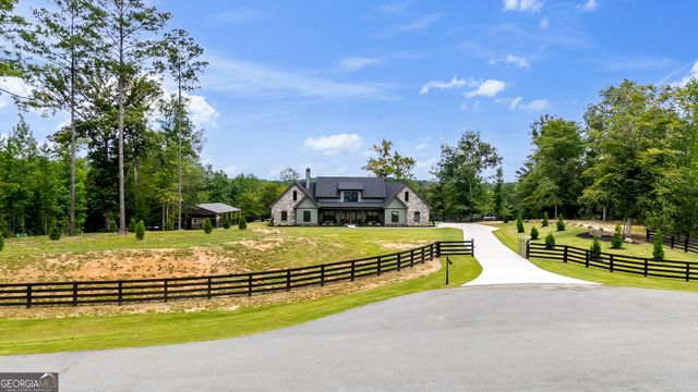 392 Georgian Pines Drive, Senoia, GA 30276