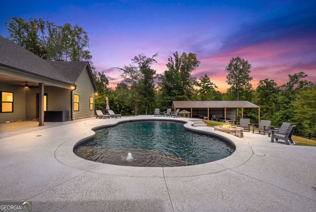 392 Georgian Pines Drive, Senoia, GA 30276