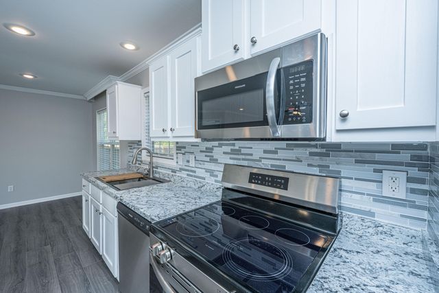 324 Bedford Road, Cross, SC 29436