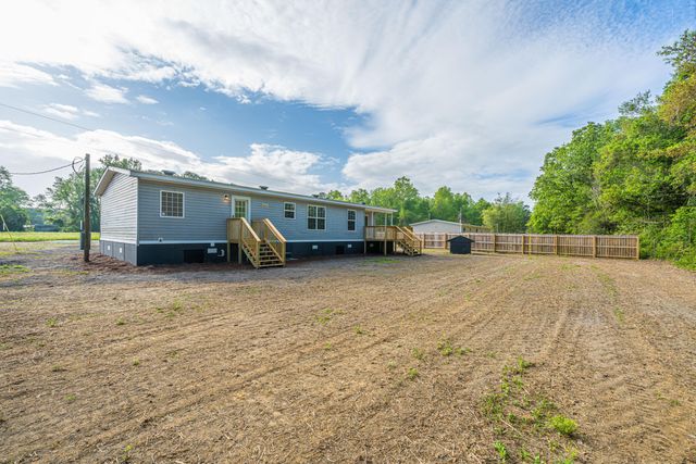 324 Bedford Road, Cross, SC 29436