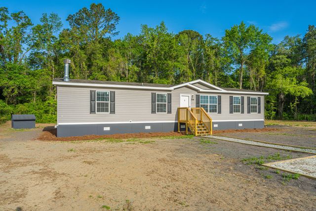 324 Bedford Road, Cross, SC 29436