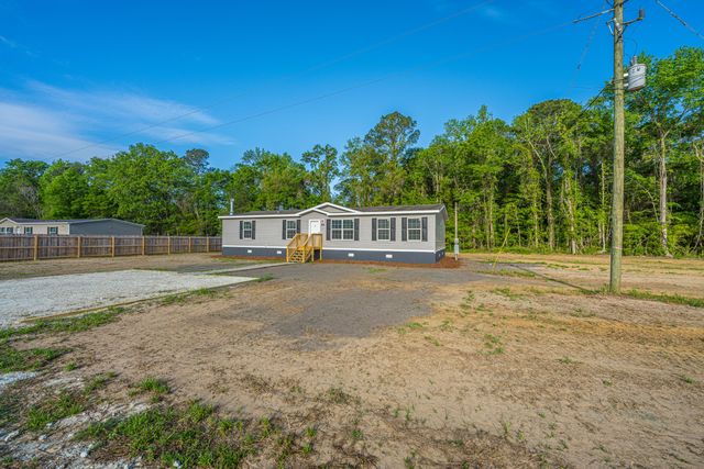 324 Bedford Road, Cross, SC 29436