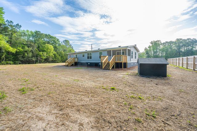 324 Bedford Road, Cross, SC 29436