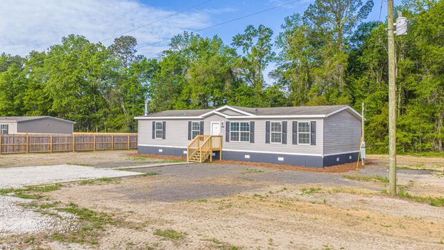 324 Bedford Road, Cross, SC 29436