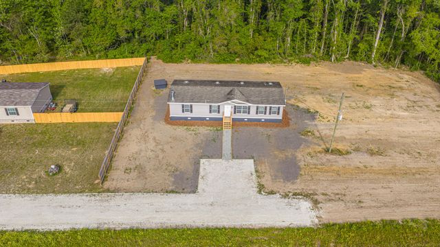 324 Bedford Road, Cross, SC 29436