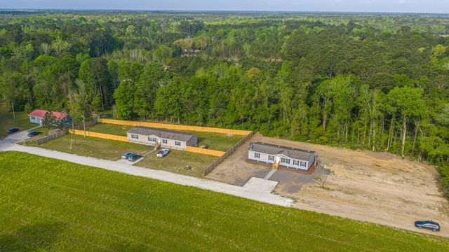 324 Bedford Road, Cross, SC 29436