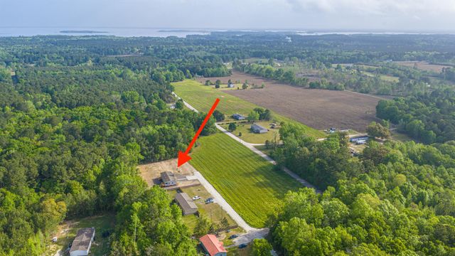 324 Bedford Road, Cross, SC 29436