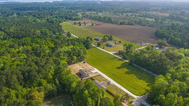 324 Bedford Road, Cross, SC 29436