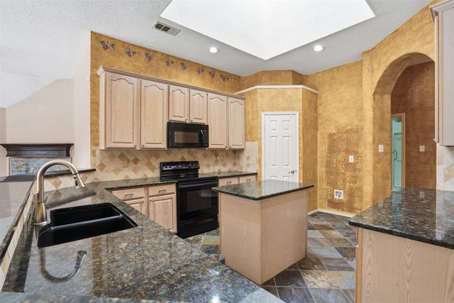 4525 Lodestone Lane, Fort Worth, TX 76123