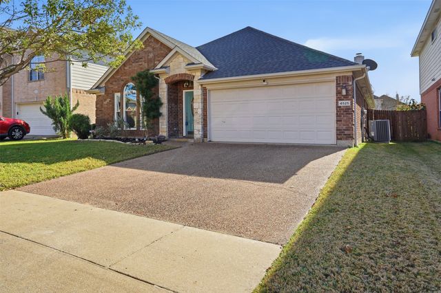 4525 Lodestone Lane, Fort Worth, TX 76123