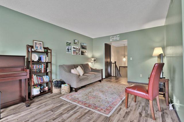 180 Wentworth Avenue W D, West Saint Paul, MN 55118