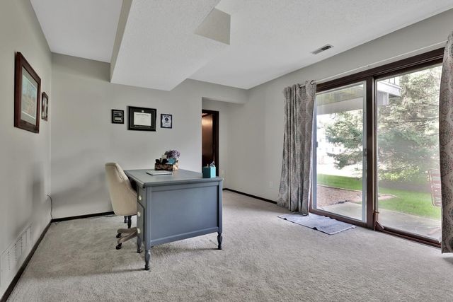 180 Wentworth Avenue W D, West Saint Paul, MN 55118