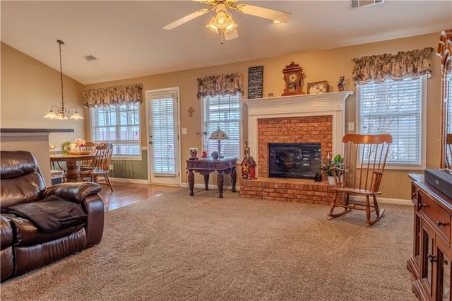 3385 Stoneleigh Run Drive, Buford, GA 30519