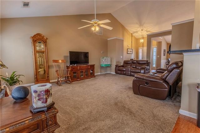 3385 Stoneleigh Run Drive, Buford, GA 30519