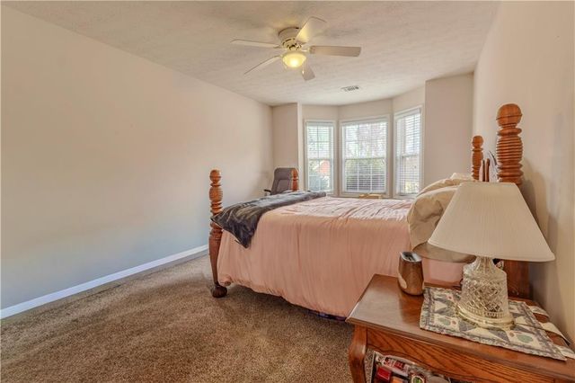 3385 Stoneleigh Run Drive, Buford, GA 30519