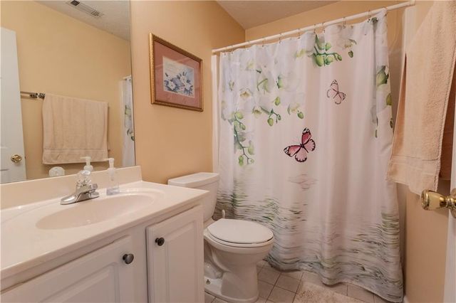 3385 Stoneleigh Run Drive, Buford, GA 30519