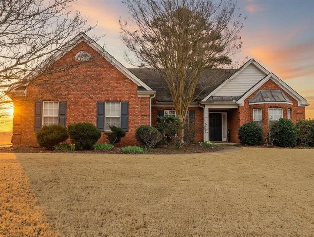 3385 Stoneleigh Run Drive, Buford, GA 30519