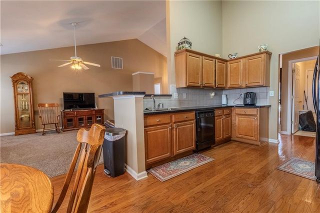 3385 Stoneleigh Run Drive, Buford, GA 30519