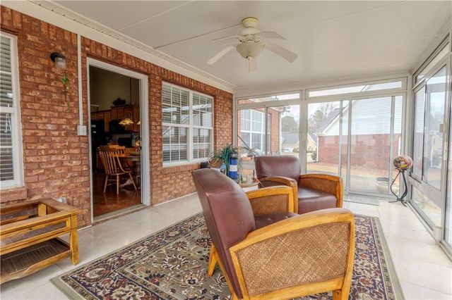 3385 Stoneleigh Run Drive, Buford, GA 30519