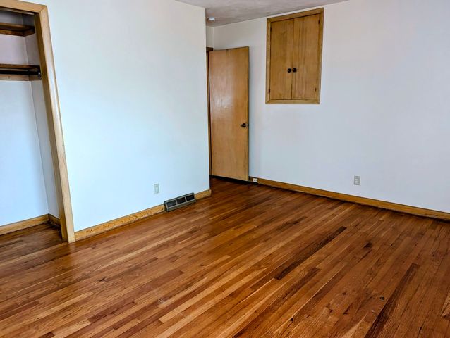 3832 27th Avenue, Rock Island, IL 61201