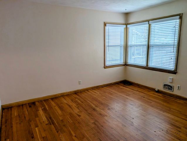 3832 27th Avenue, Rock Island, IL 61201