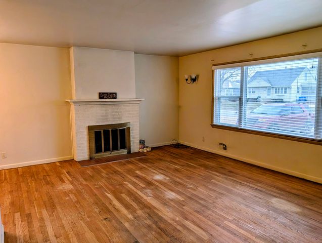 3832 27th Avenue, Rock Island, IL 61201