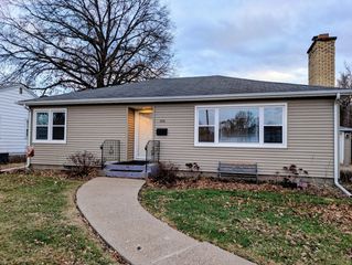 3832 27th Avenue, Rock Island, IL 61201