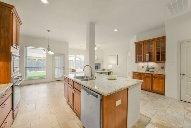 82 Cherry Hills Drive, Jersey Village, TX 77064