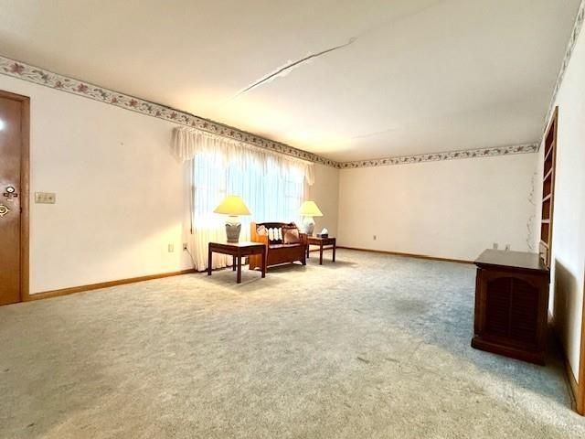 1208 W 20th Street, Lawrence, KS 66046