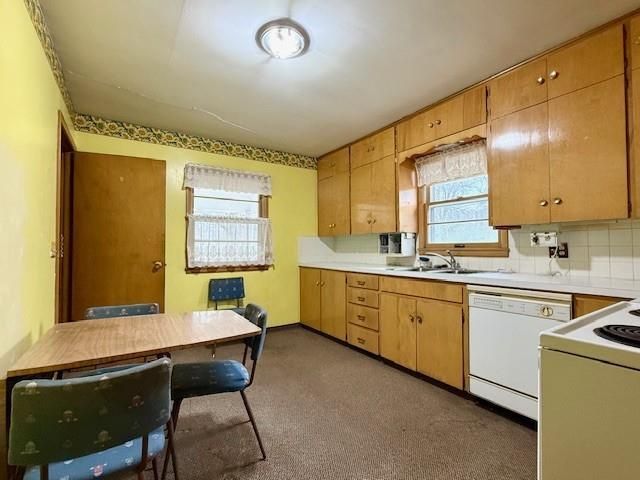 1208 W 20th Street, Lawrence, KS 66046