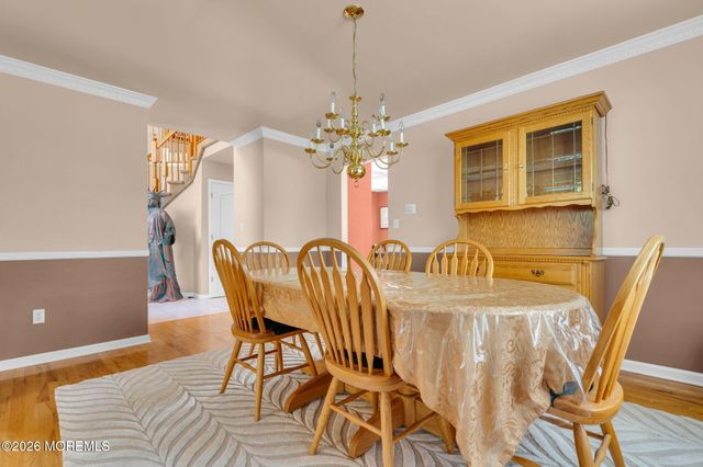 494 Meadowood Road, Jackson, NJ 08527