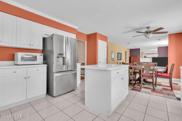 494 Meadowood Road, Jackson, NJ 08527