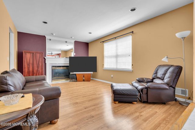 494 Meadowood Road, Jackson, NJ 08527