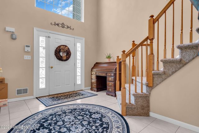 494 Meadowood Road, Jackson, NJ 08527